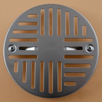 E30R+, # 510154, Edelstahlrost gebürstet, mit Lochbohrung und serienmäßigem Befestigungsset für Systemabläufe mit Rostdurchmesser 150 mm