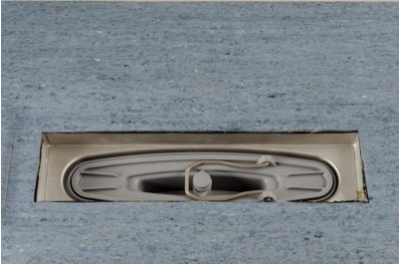 Schritt 1 - Montage ER: Beginn nach Verlegung Bodenbelag Schritt 1 - Montage ER: Beginn nach Verlegung Bodenbelag