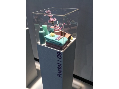 Pastelltöne können poppig oder verträumt in Szene gesetzt werden. Ein Trend für das weibliche Bad.